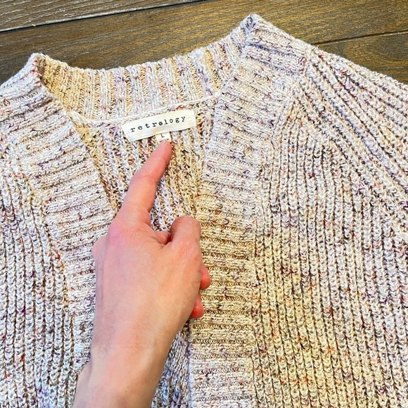 Retrology Knitted Cardigan - Picture 3 of 11